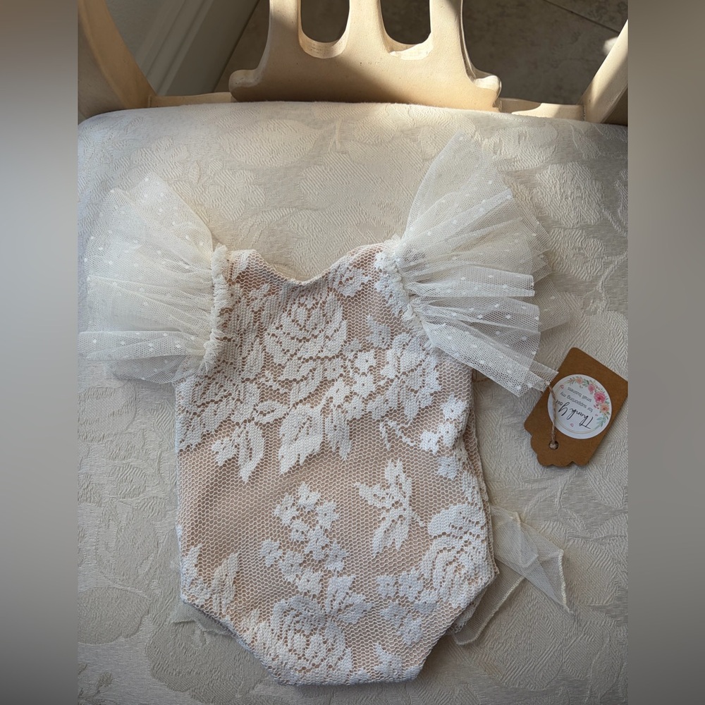 Newborn Photoshoot Outfit /Newborn Lace Onesie